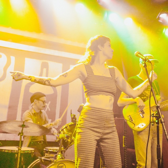 Meet your Posher, Reilly - Picture 4 of 5